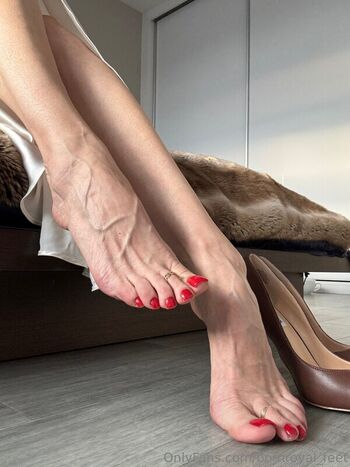 Full leaked Bornroyal feet page private onlyfans photo