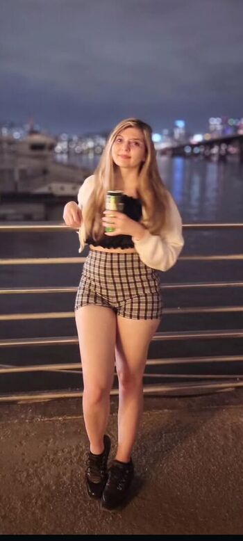 Full leaked Br renata private onlyfans photo