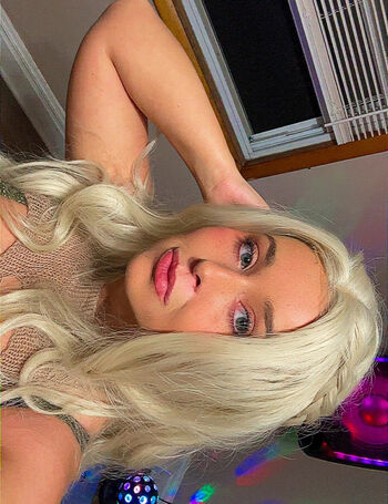 Full leaked Brookeerenae private onlyfans photo