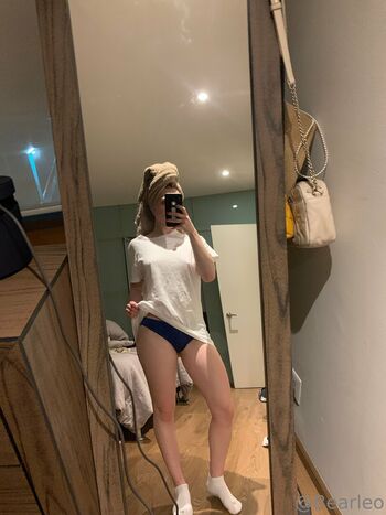 Full leaked Bunny girl private onlyfans photo