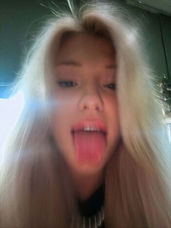 Full leaked Bunnylia private onlyfans photo