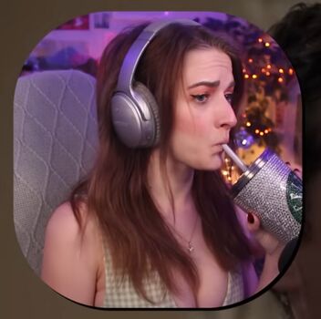 Caitlin Marie Reacts