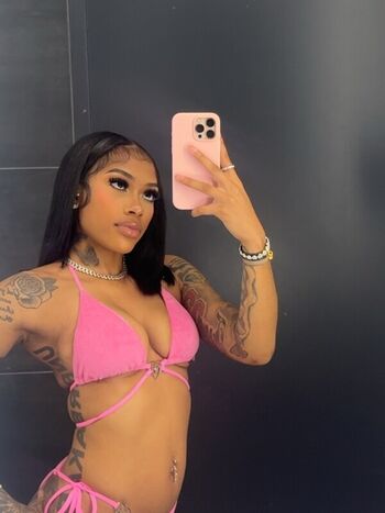 Full leaked Carenavonchae private onlyfans photo