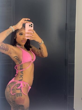 Full leaked Carenavonchae private onlyfans photo