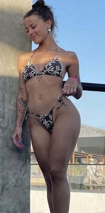 Full leaked Carlyhymz private onlyfans photo