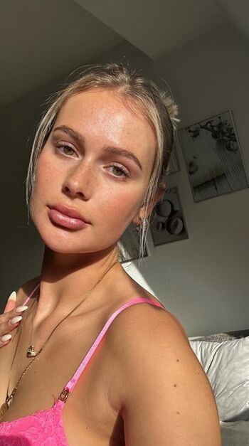 Full leaked Caro loesel private onlyfans photo