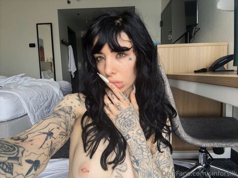 Full leaked Caylee novielli private onlyfans photo