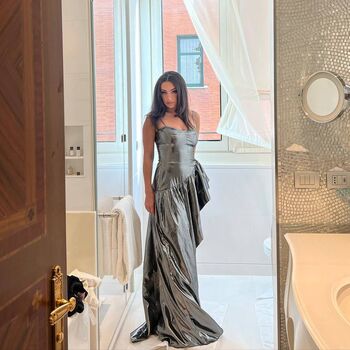 Full leaked Charli xcx private onlyfans photo
