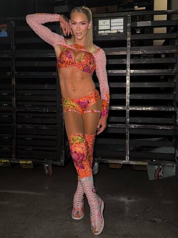 Charlotte Flair