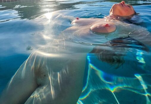 Full leaked Charlottedoe private onlyfans photo