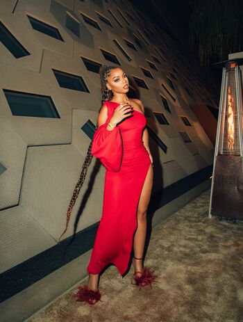 Full leaked Chloe bailey private onlyfans photo