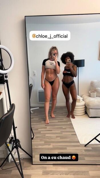 Chloe_j_official