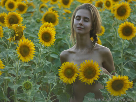 Chloe Leafs