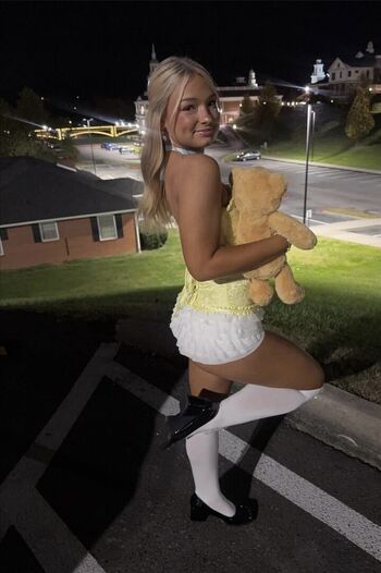 Full leaked Chloehippert private onlyfans photo