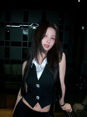 Cho Mi-yeon (Miyeon) - i-dle [(G)I-dle]