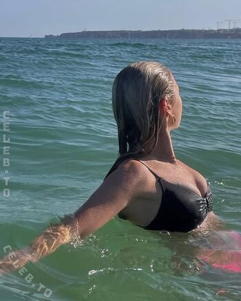 Full leaked Ciarasophie private onlyfans photo