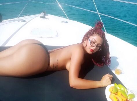 Full leaked Cikolatabitter private onlyfans photo