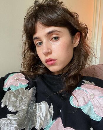 Full leaked Clairo private onlyfans photo