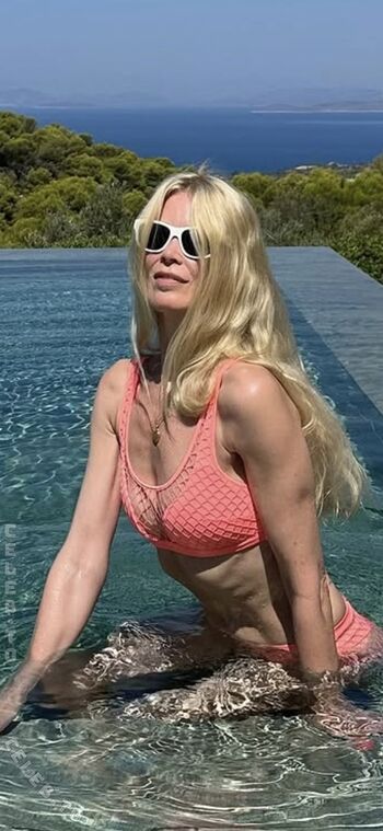 Full leaked Claudia schiffer private onlyfans photo