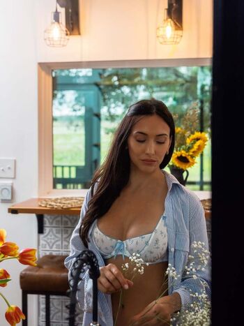 Full leaked Cleox private onlyfans photo