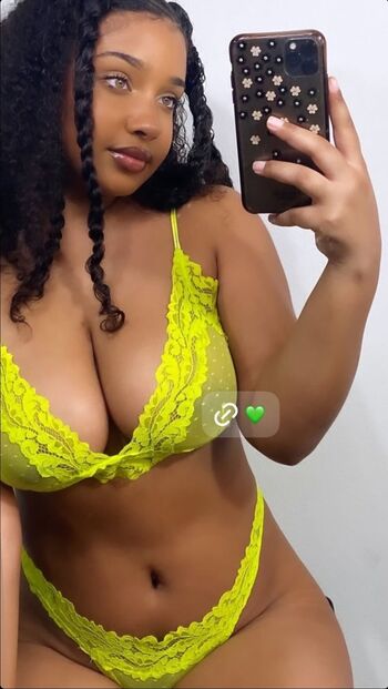 Full leaked Corie rayvon private onlyfans photo
