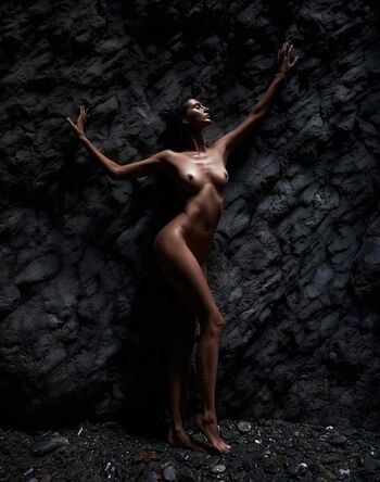Full leaked Dania bazaiti private onlyfans photo