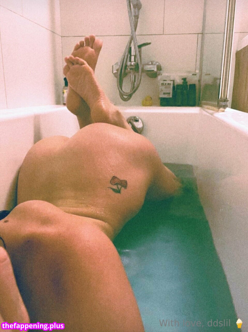 Natalka / ddslil ヌードOnlyFans写真 #18