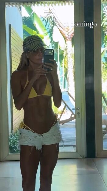 Deborah Secco