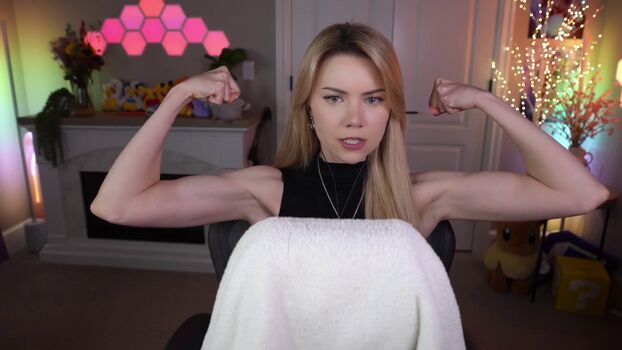 Full leaked Dizzykitten private onlyfans photo