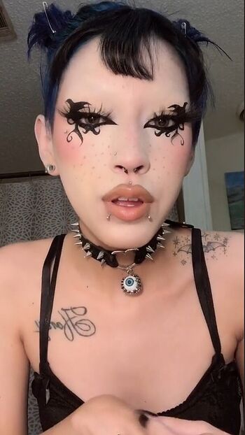 Full leaked Dumbdaisy private onlyfans photo