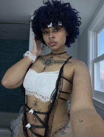 Full leaked Earth jj private onlyfans photo