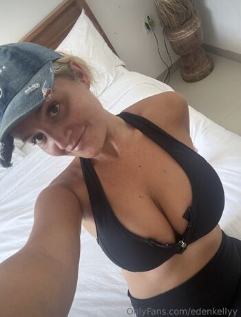 Full leaked Eddenn private onlyfans photo