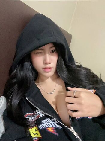 Full leaked Ejahazel private onlyfans photo