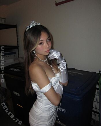 Full leaked Elaine gu private onlyfans photo