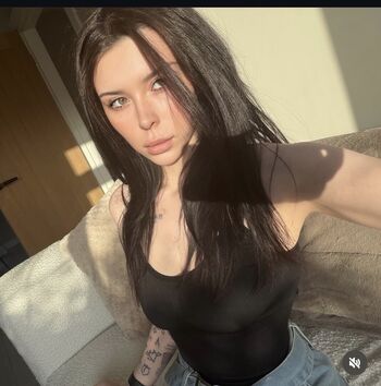 Full leaked Elerievans private onlyfans photo