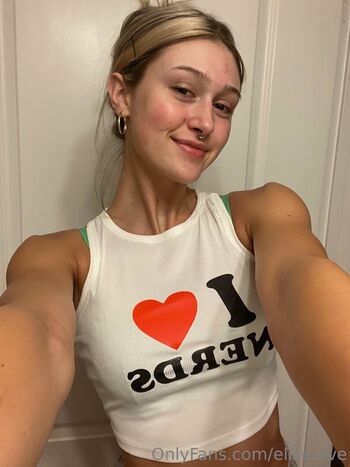 Full leaked Elise eve private onlyfans photo