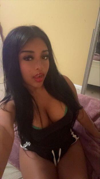 Full leaked Ella belay private onlyfans photo