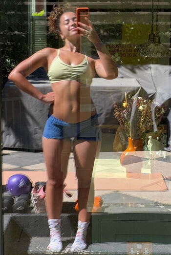 Full leaked Ella eyre private onlyfans photo