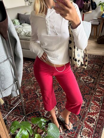 Full leaked Ella kania private onlyfans photo