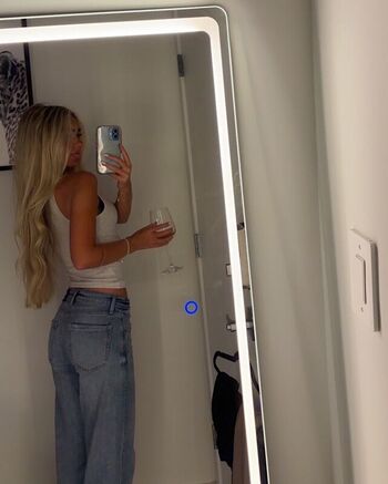 Full leaked Ella livingstonn private onlyfans photo