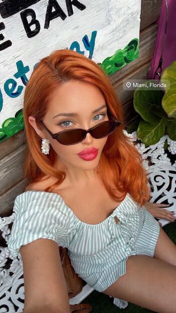 Full leaked Elley duhe private onlyfans photo