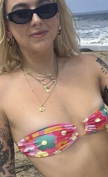 Full leaked Ellieridgerealtor private onlyfans photo