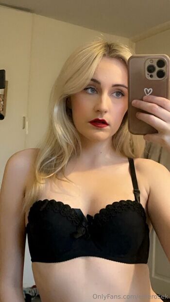 Full leaked Ellierosek private onlyfans photo