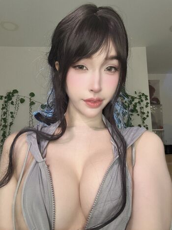 Full leaked Emiliabear private onlyfans photo