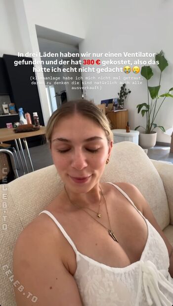 Full leaked Emilylior page private onlyfans photo