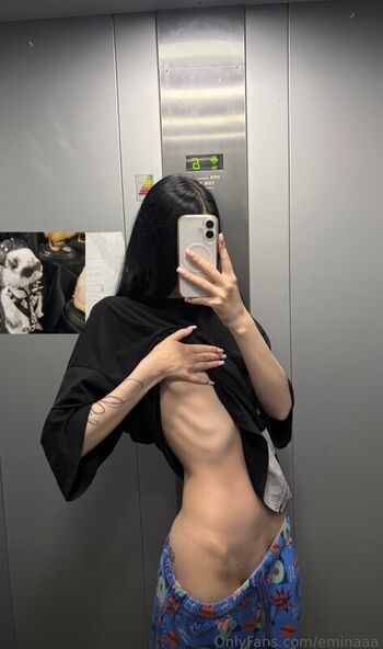 Full leaked Eminaaa private onlyfans photo