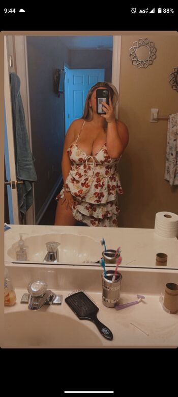 Full leaked Emma burzynski page private onlyfans photo