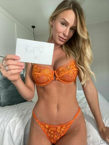 Full leaked Emma hix private onlyfans photo