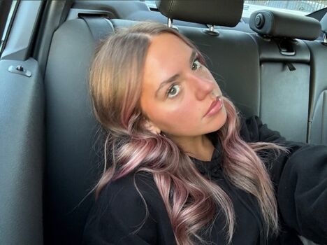 Full leaked Emmi butler private onlyfans photo