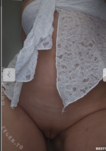 Full leaked Evelynxka private onlyfans photo